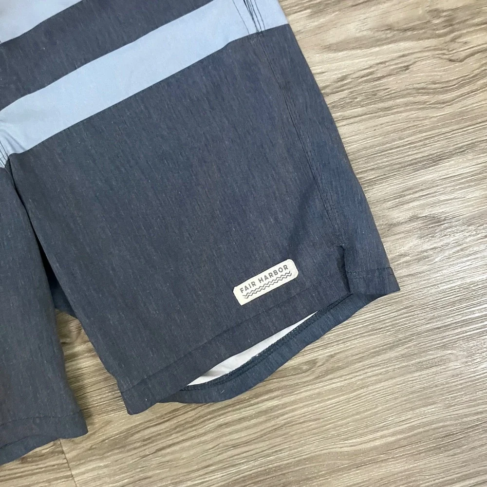 Fair Harbor Mens Navy Blue Striped Board Shorts Swim Trunks Size 30